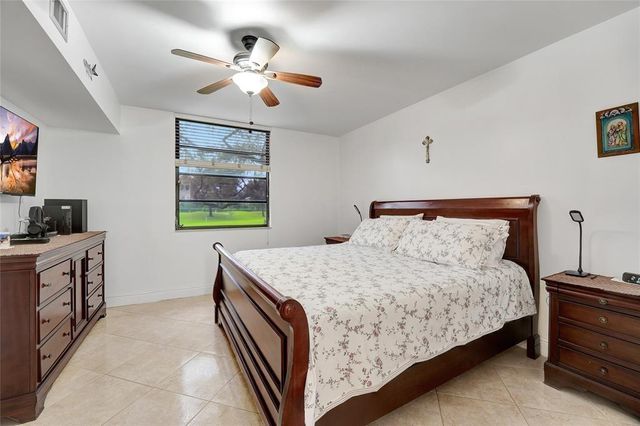 1502 Whitehall Dr 106, Davie, FL 33324