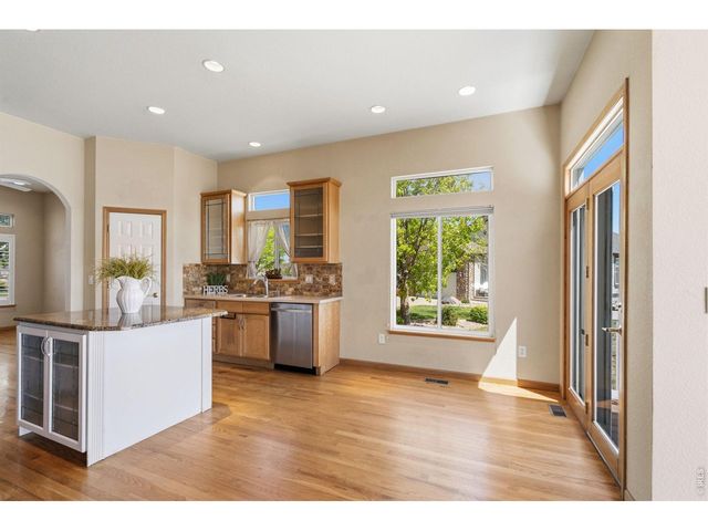 535 Lakeside Pl, Windsor, CO 80550