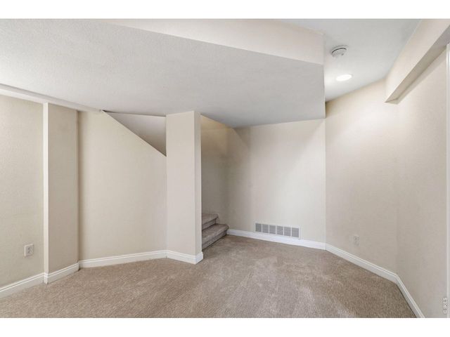 535 Lakeside Pl, Windsor, CO 80550