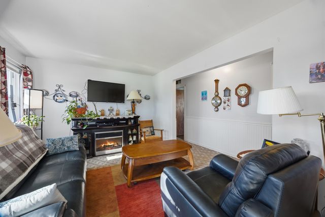 11002 Buchanan Street, Van Buren Twp, MI 48111