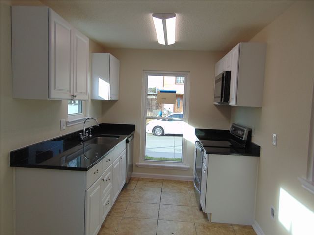 9914 Cedar Mountain Circle, Dallas, TX 75217