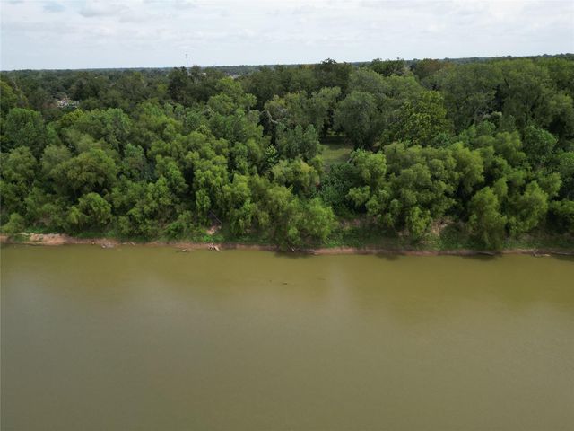 602 Riveredge Drive, Richmond, TX 77406