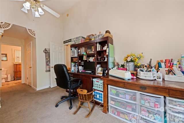 650 Creekside Drive, Maggie Valley, NC 28751