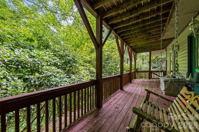 650 Creekside Drive, Maggie Valley, NC 28751