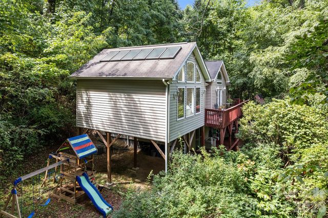 650 Creekside Drive, Maggie Valley, NC 28751