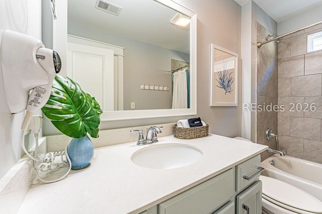 124 Sandcastle Ct, Hilton Head Island, SC 29928