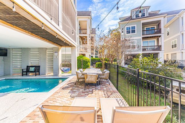124 Sandcastle Ct, Hilton Head Island, SC 29928