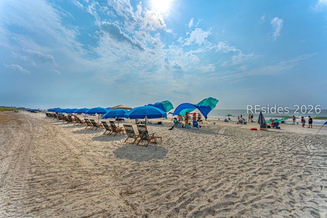 124 Sandcastle Ct, Hilton Head Island, SC 29928