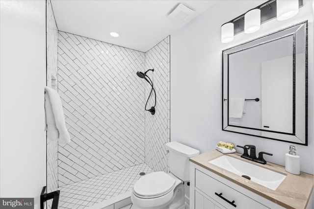 1431 GREENMONT CT, Reston, VA 20190