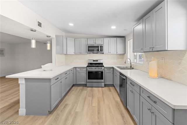 3016 Jansen Avenue, Las Vegas, NV 89101