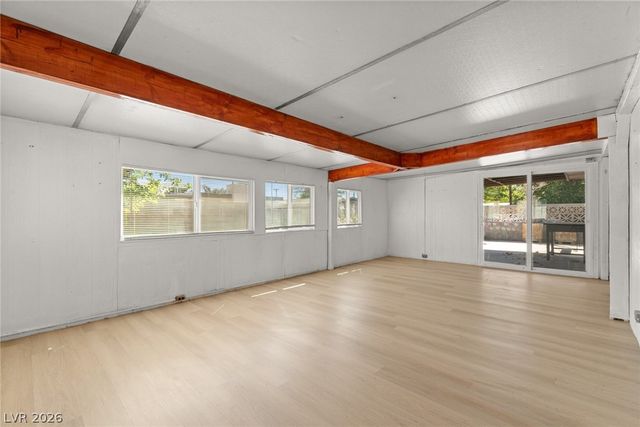 3016 Jansen Avenue, Las Vegas, NV 89101