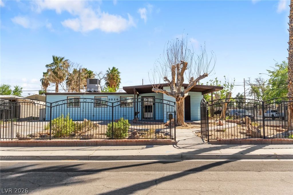 3016 Jansen Avenue, Las Vegas, NV 89101