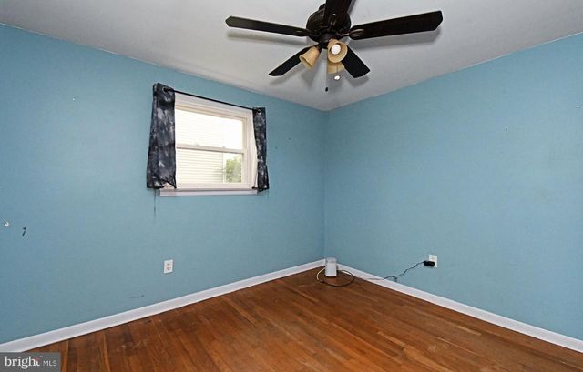 87 HELLBERG AVE, Chalfont, PA 18914