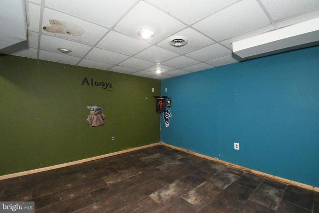 87 HELLBERG AVE, Chalfont, PA 18914