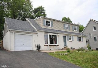 87 HELLBERG AVE, Chalfont, PA 18914