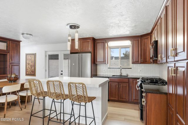 960 E Sagehill Drive, Millcreek, UT 84124