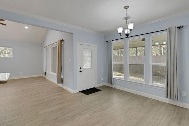 30 Beachwood Way, Coldspring, TX 77331