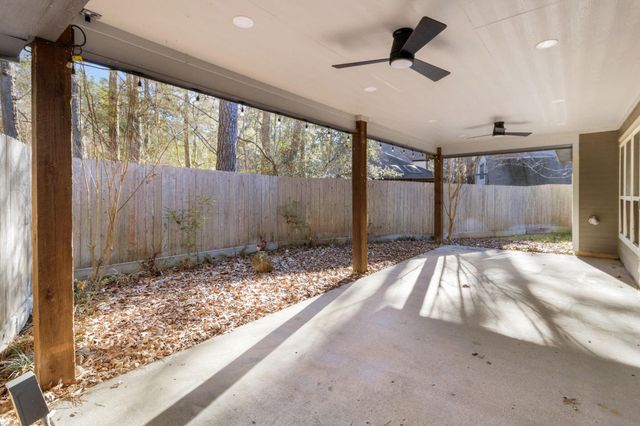 30 Beachwood Way, Coldspring, TX 77331