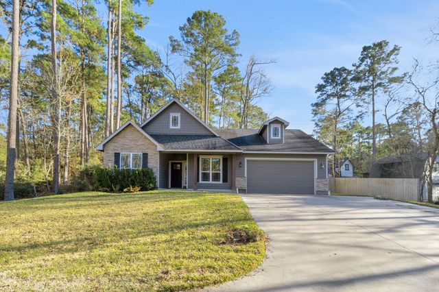 30 Beachwood Way, Coldspring, TX 77331