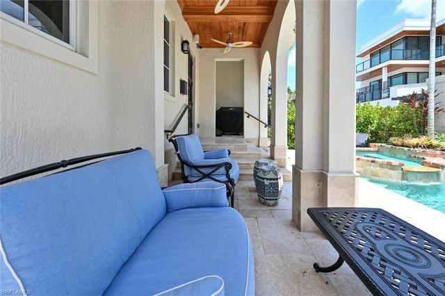 433 5th ST S, Naples, FL 34102