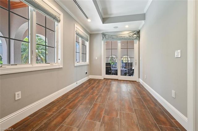 433 5th ST S, Naples, FL 34102