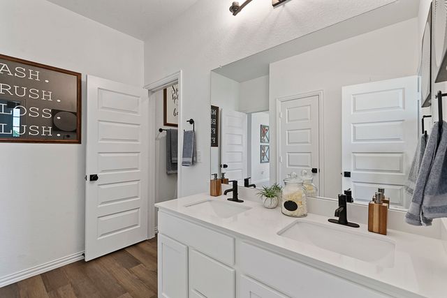 2229 Sheppards Lane, Waxahachie, TX 75167