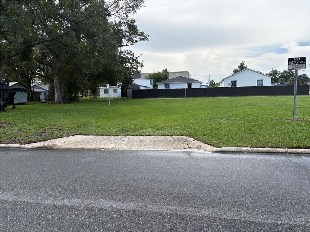 210 W 7TH STREET, Lakeland, FL 33805