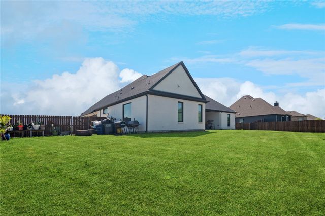 3721 Cherry Laurel Lane, Ovilla, TX 75154