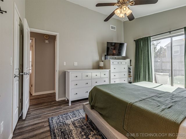 2705 W Laredo Street, Broken Arrow, OK 74012