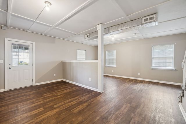 801 Poplar Ave, Springfield, TN 37172