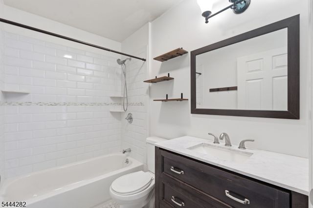 3413 Winder Dr, Bridgewater Twp., NJ 08807