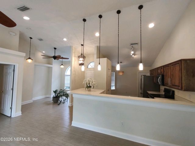 1264 WINDING BROOK Court, Middleburg, FL 32068