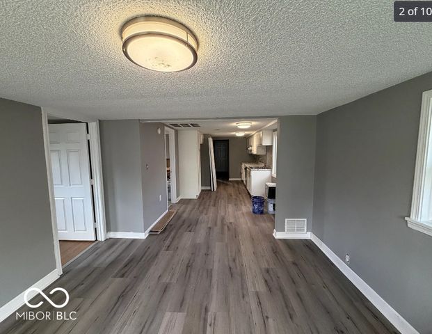 610 Ingomar Street, Indianapolis, IN 46241