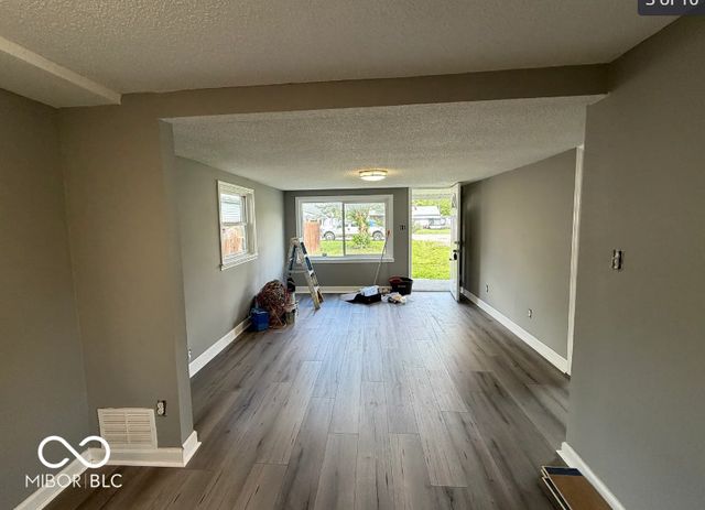 610 Ingomar Street, Indianapolis, IN 46241