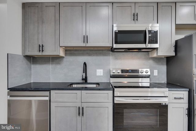 1703 W VIRGINIA AVE NE #2, Washington, DC 20002