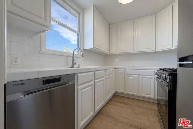 2041 Euclid Street 16, Santa Monica, CA 90405