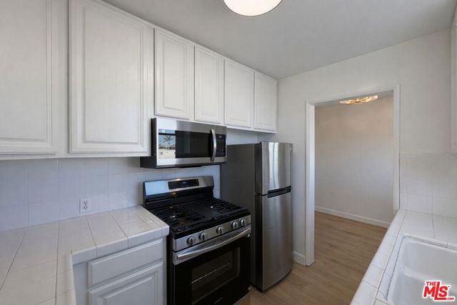 2041 Euclid Street 16, Santa Monica, CA 90405