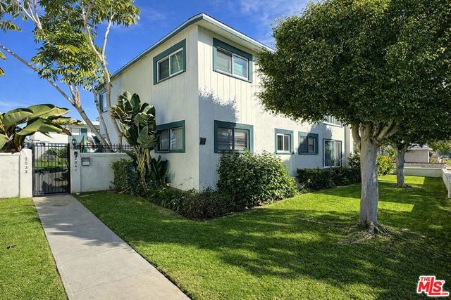2041 Euclid Street 16, Santa Monica, CA 90405