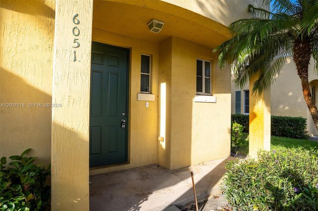 6051 SW 19th Pl, North Lauderdale, FL 33068