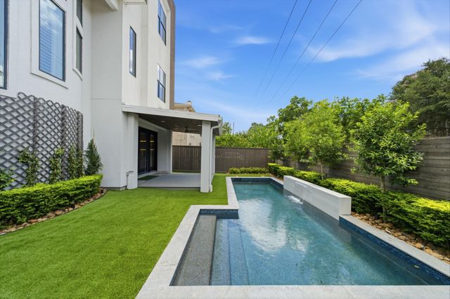 6011 Burgoyne Road A, Houston, TX 77057