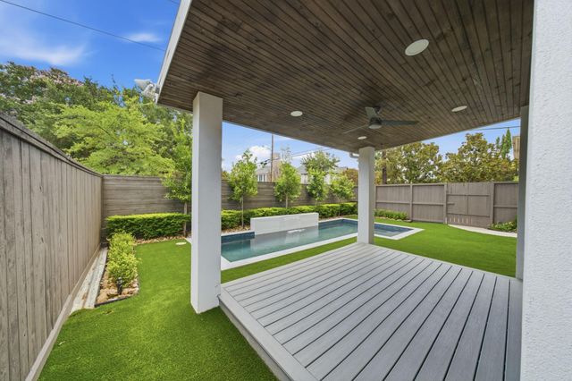 6011 Burgoyne Road A, Houston, TX 77057