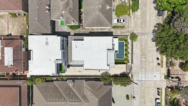 6011 Burgoyne Road A, Houston, TX 77057