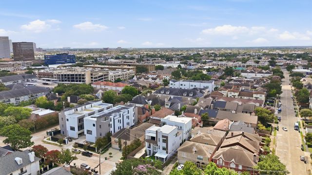 6011 Burgoyne Road A, Houston, TX 77057