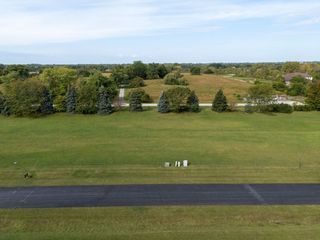 25020 S Chennault Avenue, Monee, IL 60449