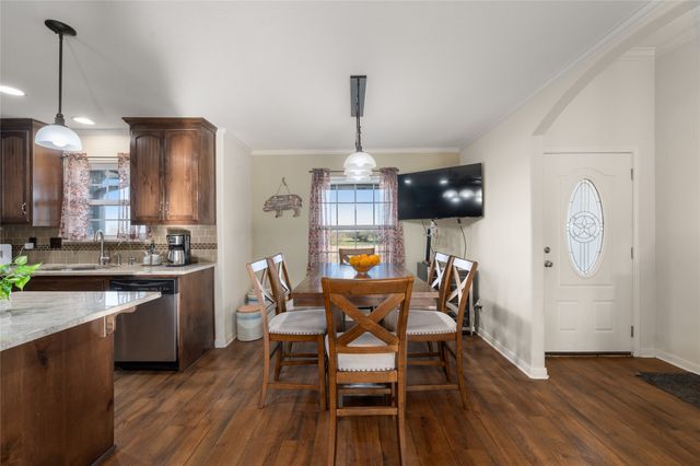 2122 Tower Drive, Moody, TX 76557