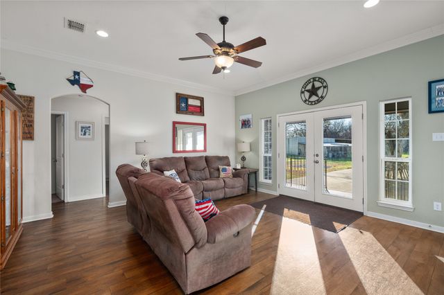 2122 Tower Drive, Moody, TX 76557