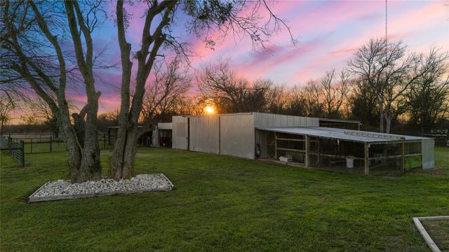 2122 Tower Drive, Moody, TX 76557