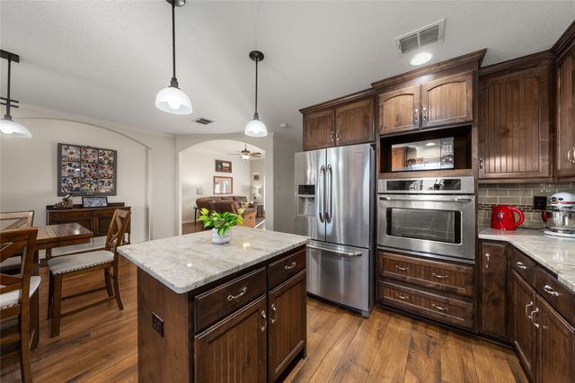 2122 Tower Drive, Moody, TX 76557