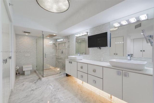 19195 Mystic Pointe Drive 2707, Aventura, FL 33180