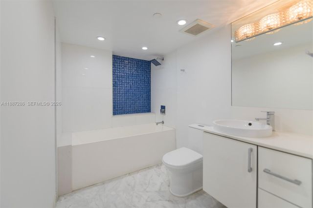 19195 Mystic Pointe Drive 2707, Aventura, FL 33180